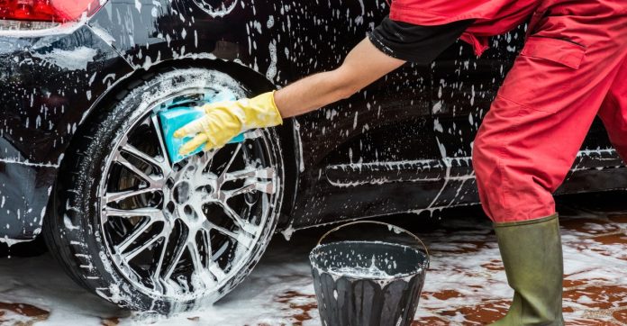 How Can I Find a Reliable Car Wash Service Near Me