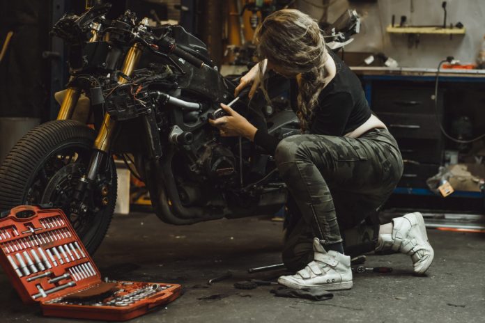 bike puncture repair at home