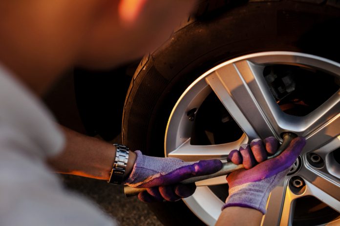 Why Choose Mobile Tyre Puncture Repair Service? mobile tyre puncture repair