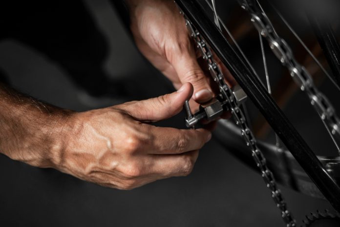 Bike Chain Care: When and How to Replace It bike chain