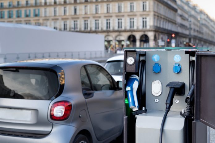 Voltpost Air: Streetlight EV Charging Expands Urban Coverage Urban EV charging